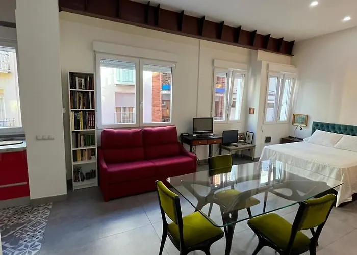 Vallehermoso Loft In Downtown Aguelles